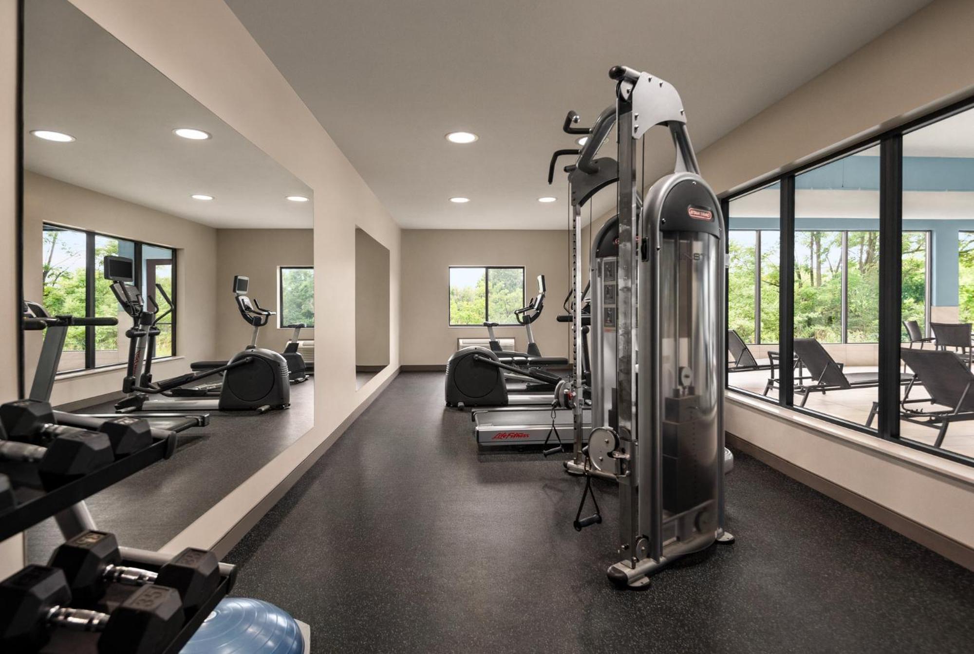Holiday Inn Express Morgantown By Ihg Zewnętrze zdjęcie